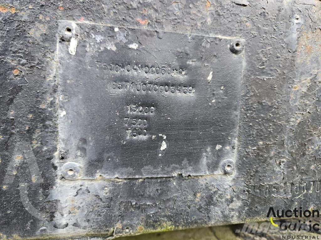 MAZ 857100 Tentpoolhaagised