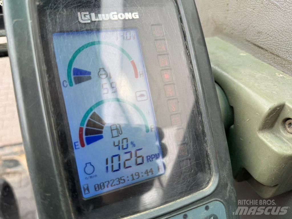 LiuGong CLG906C Roomikekskavaatorid
