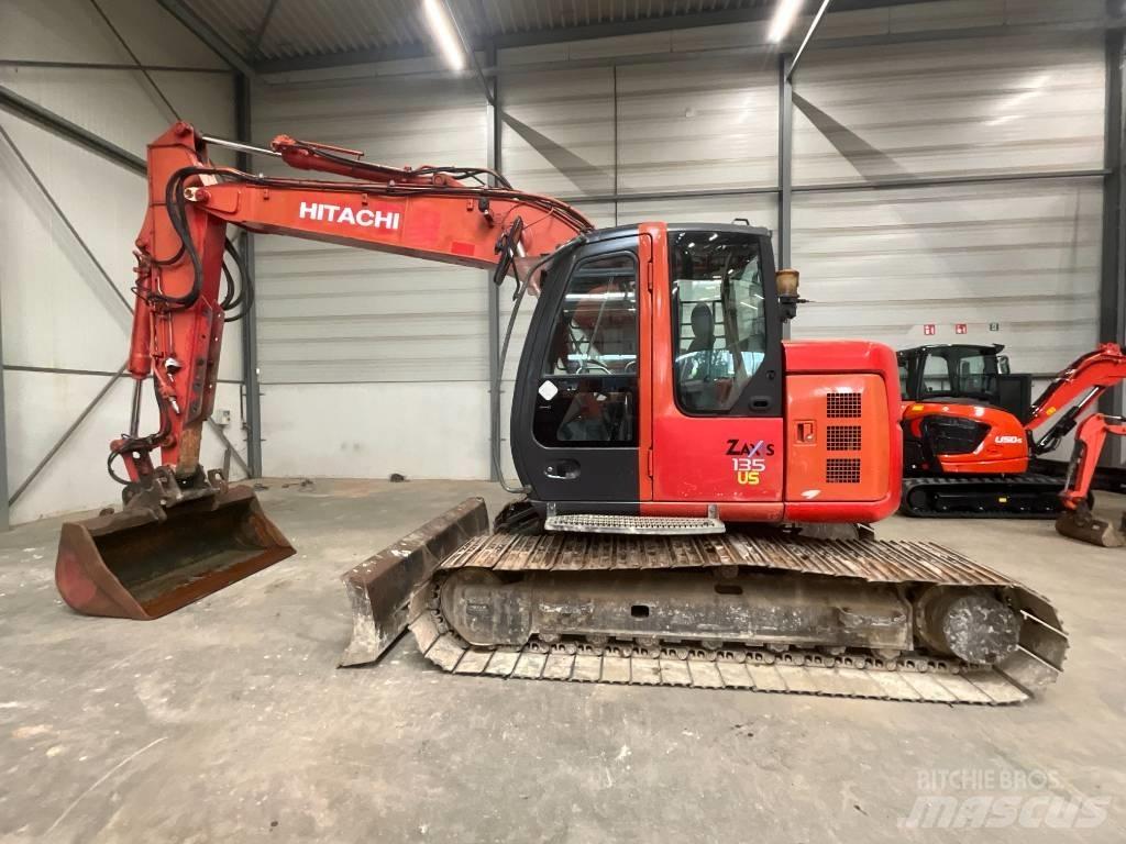 Hitachi ZX 135 US Roomikekskavaatorid