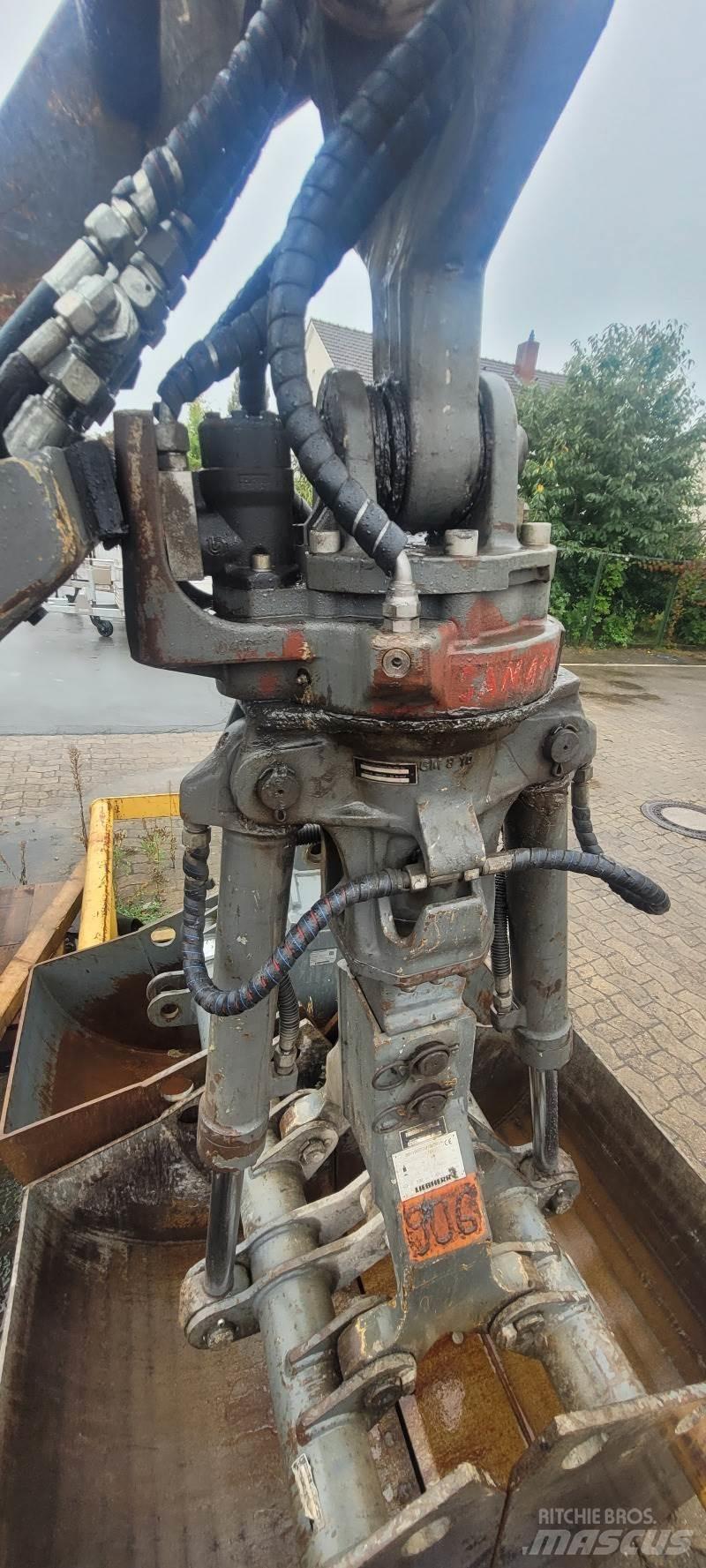 Liebherr GM 10B Betoonivalmistamistarvikud