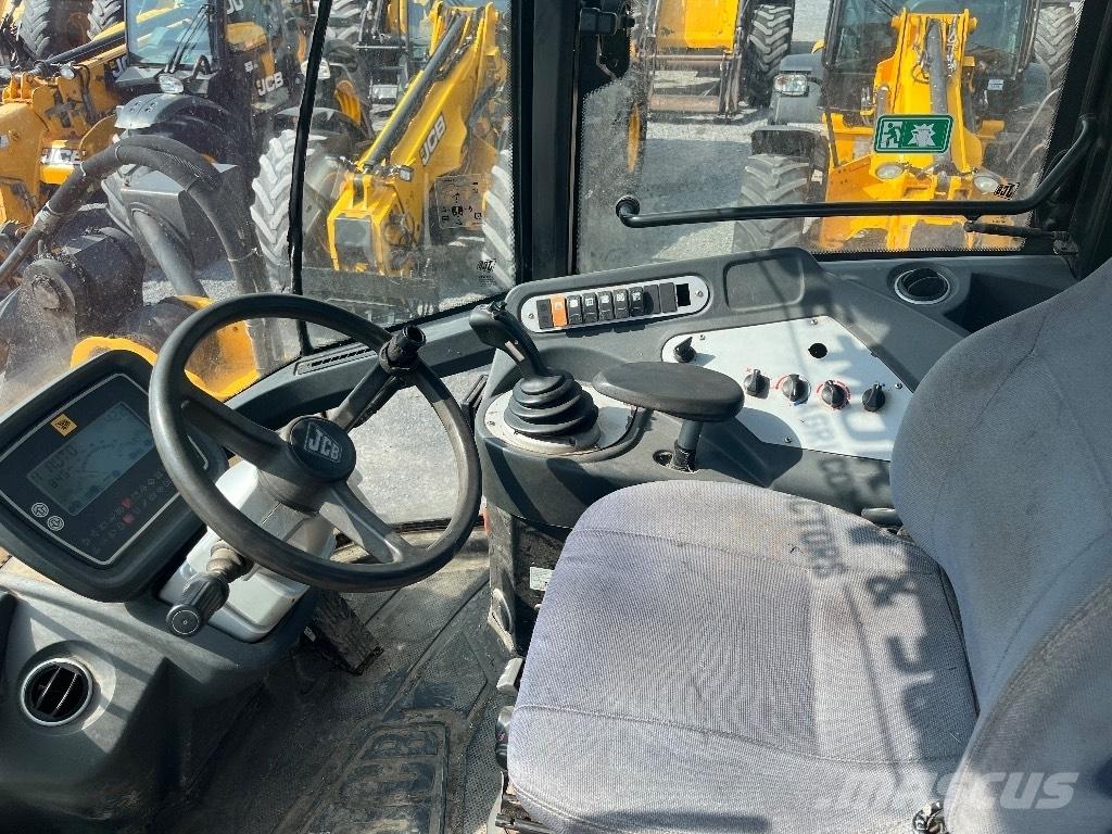 JCB 426 E Rataslaadurid