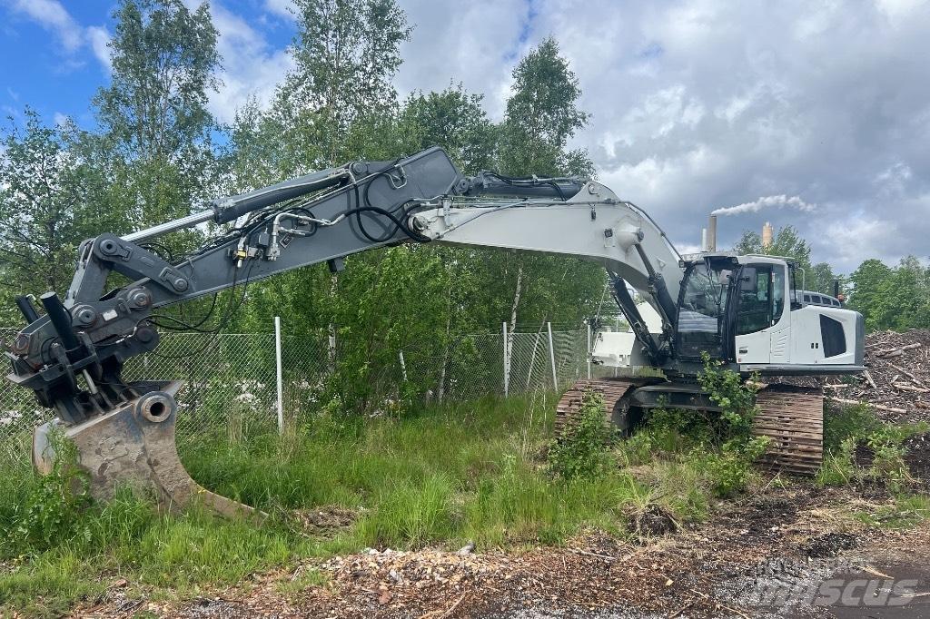 Liebherr R 946 Roomikekskavaatorid