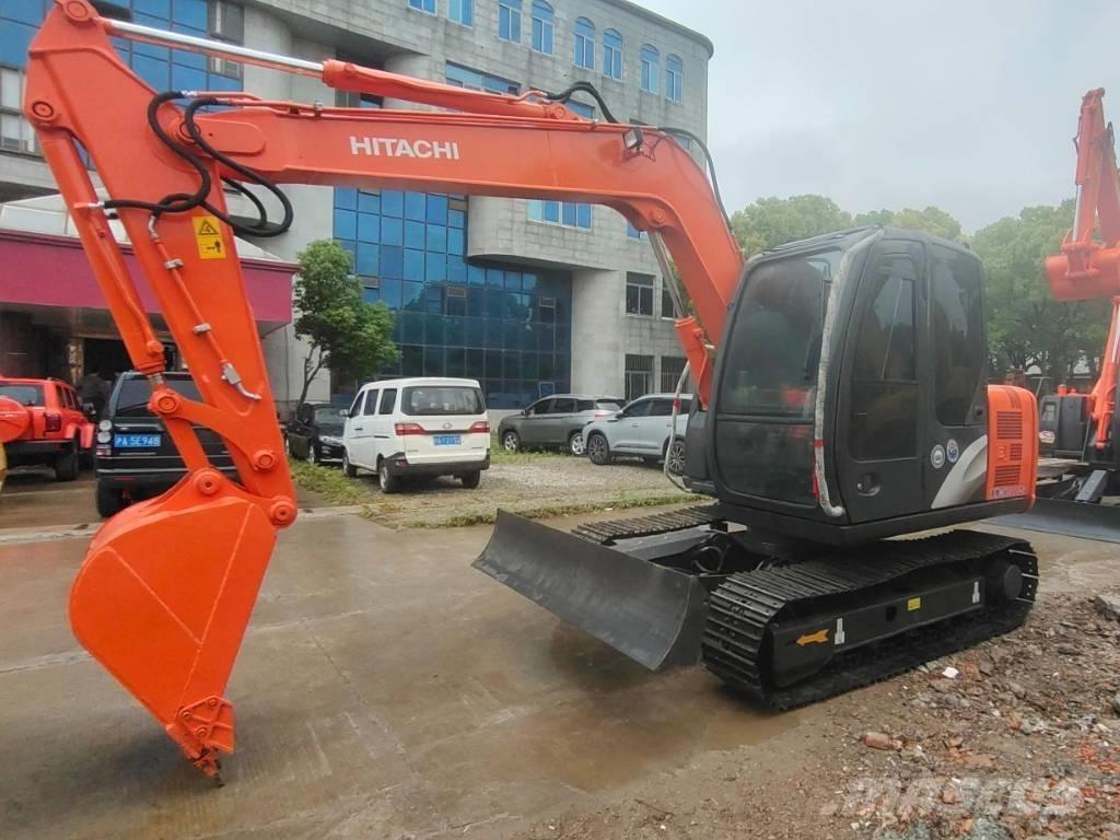Hitachi ZX 70 Väikeekskavaatorid 7t-12t