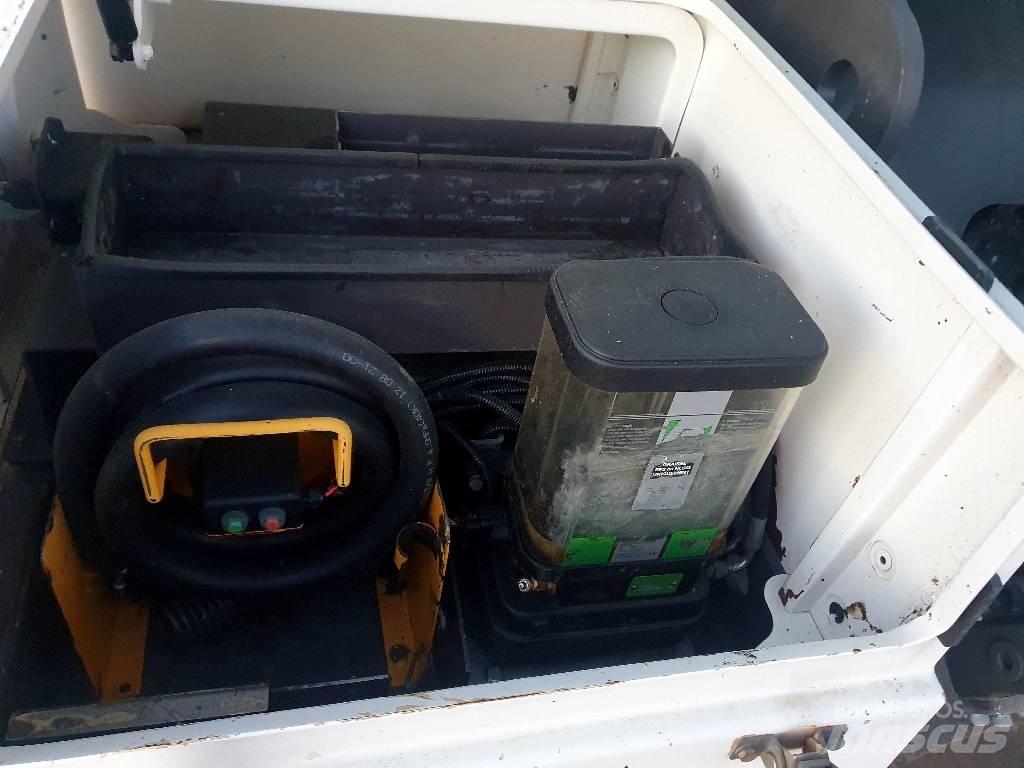 Volvo EC 250 D N L Roomikekskavaatorid