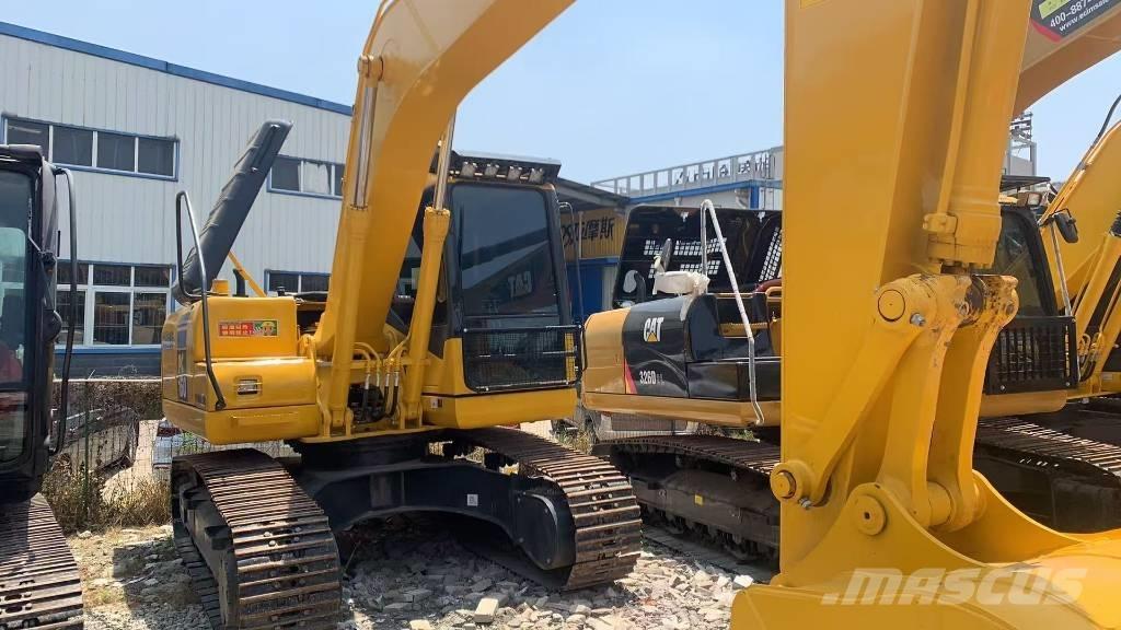Komatsu PC 160 LC Roomikekskavaatorid