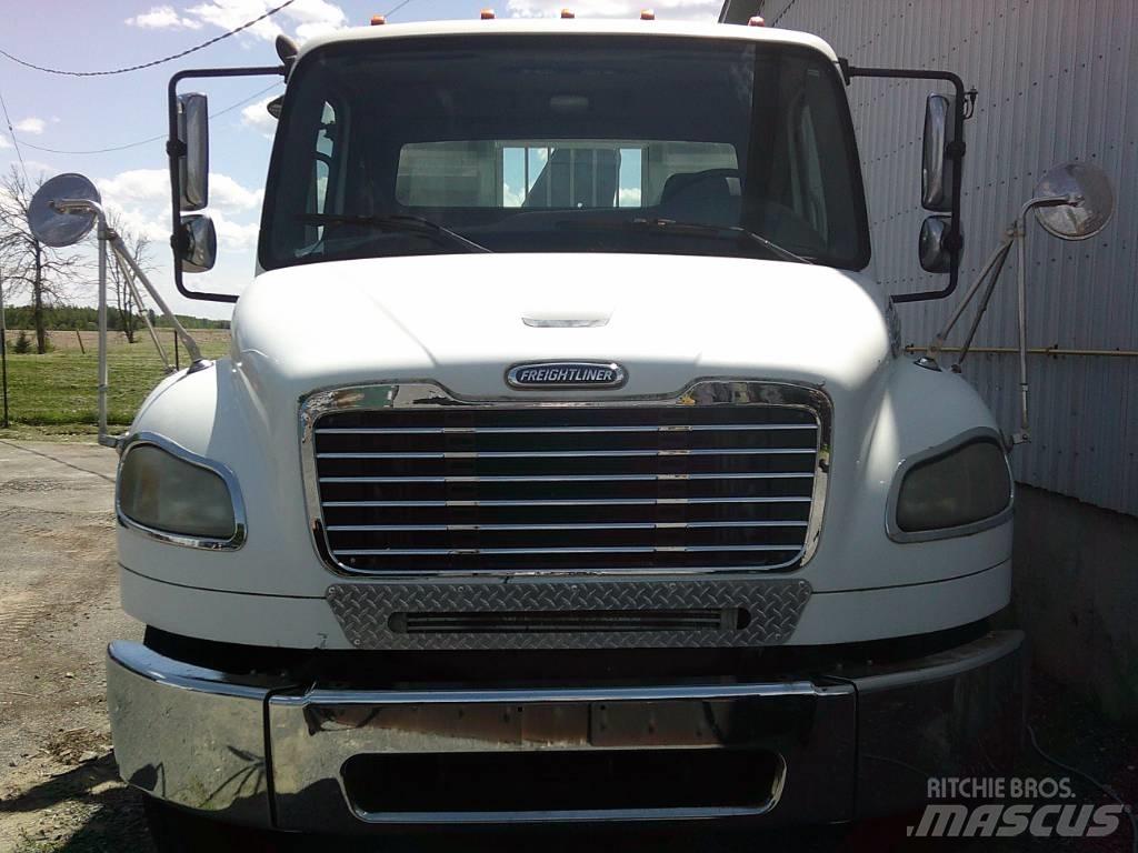 Freightliner M2 Raamautod