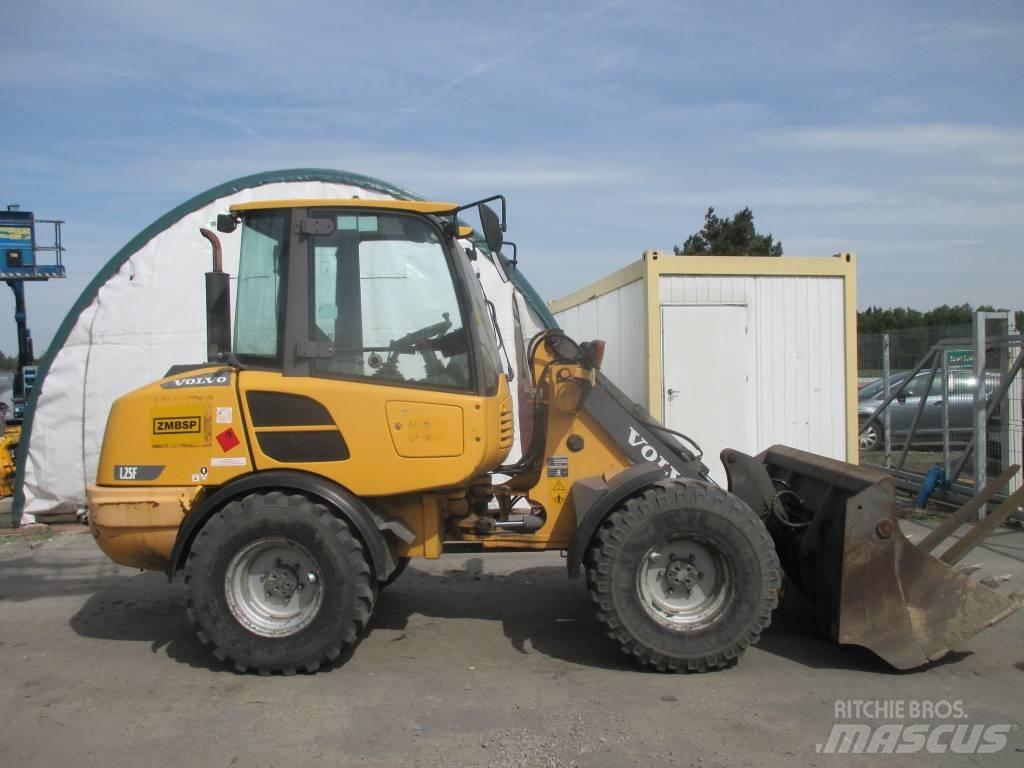 Volvo L 25 F Rataslaadurid
