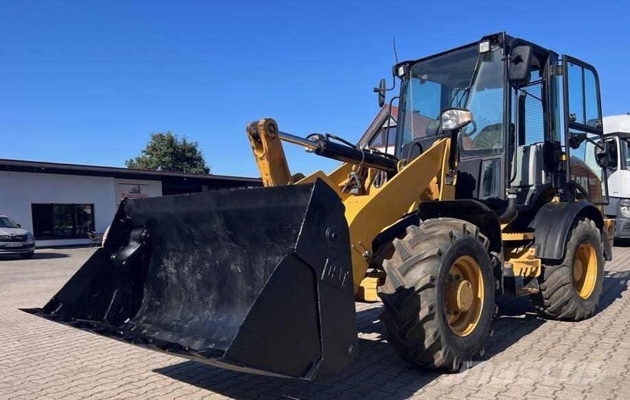 CAT 908M Radlader Rataslaadurid