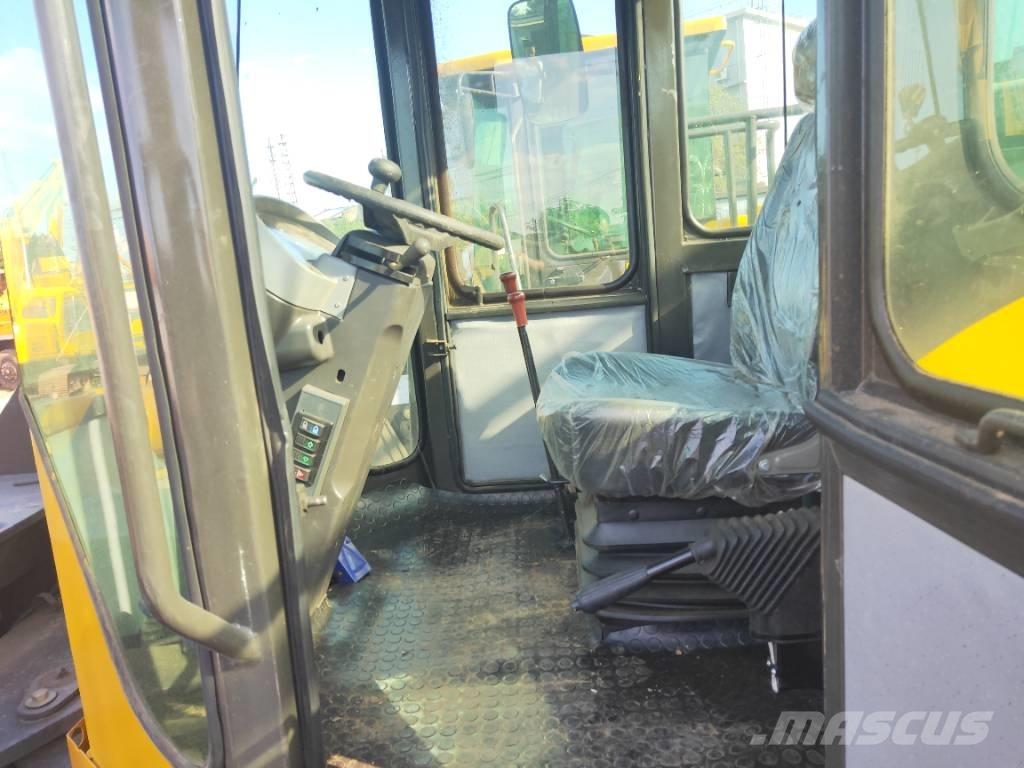 SDLG LG 953 L Rataslaadurid