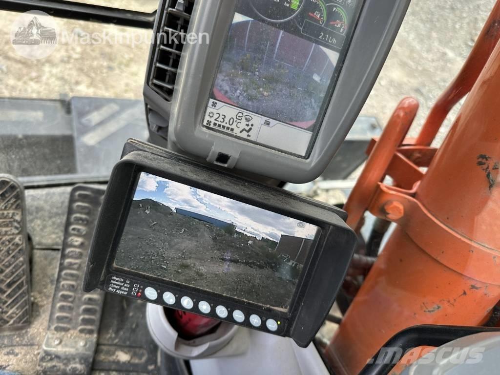 Hitachi ZX 140 W-5B Ratasekskavaatorid