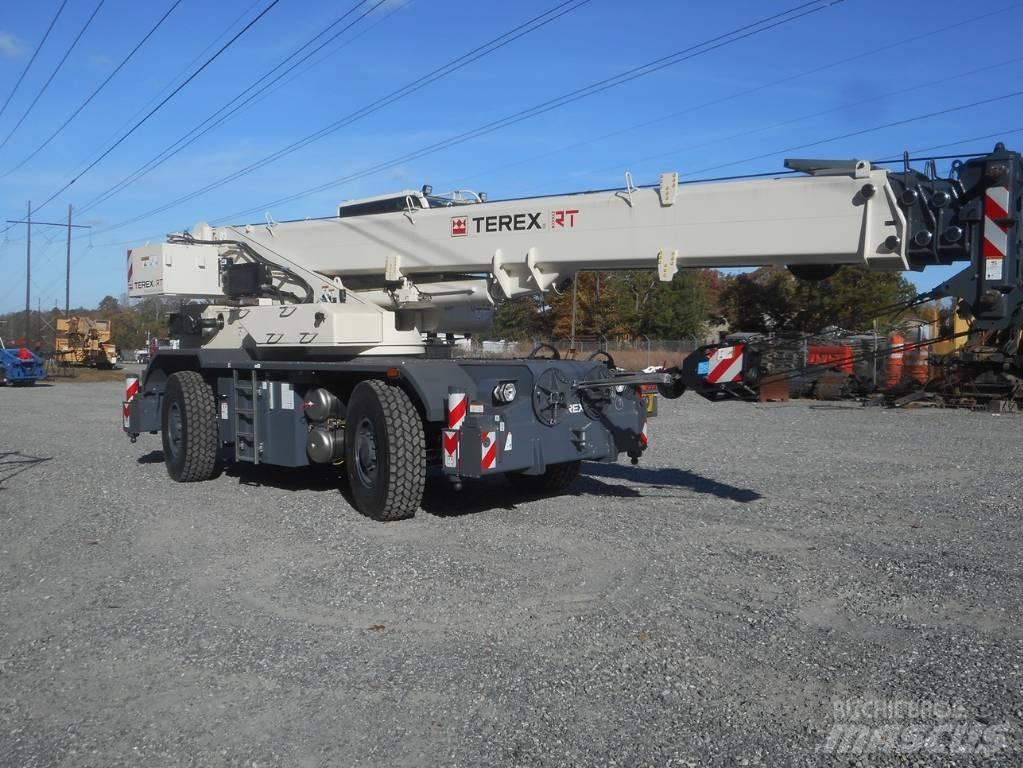 Terex TRT 40 US Raske maastiku tõstukid
