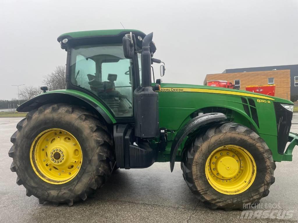 John Deere 8310 R Traktorid