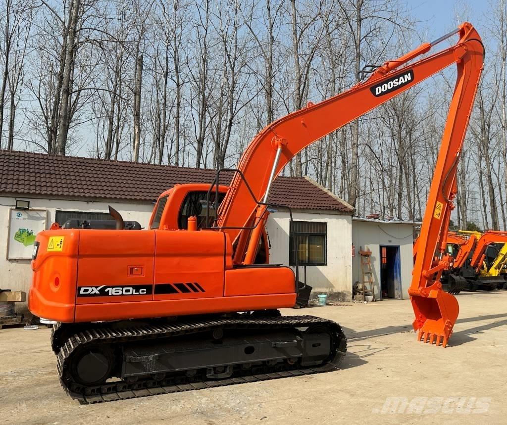 Doosan DX160LC Roomikekskavaatorid