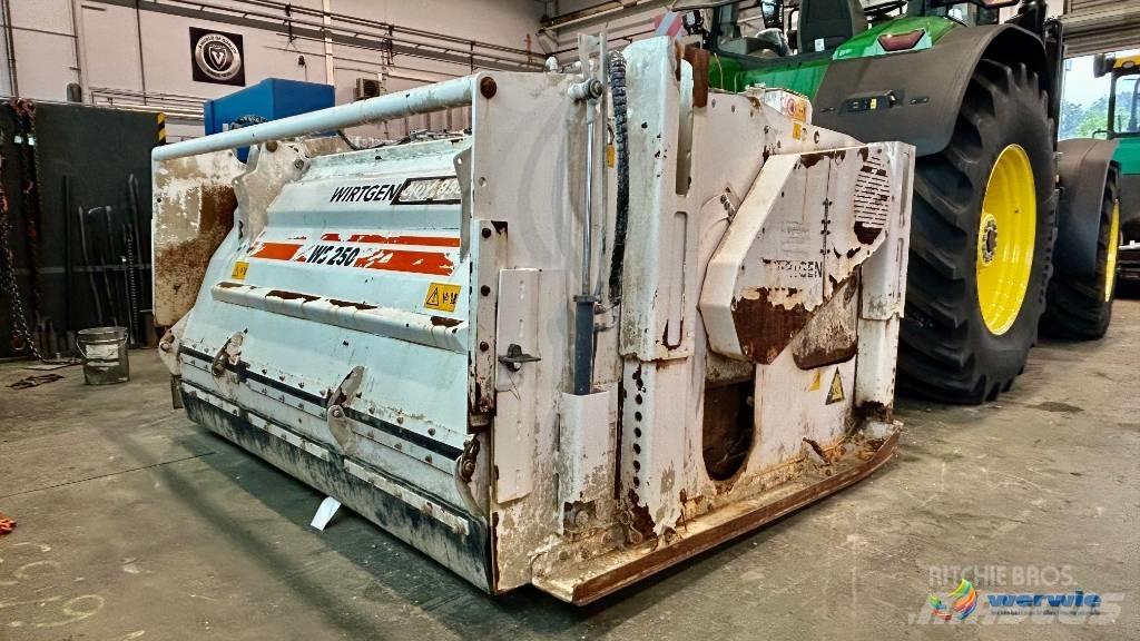 Wirtgen WS 250 Asfaldi taaskasutuse masinad