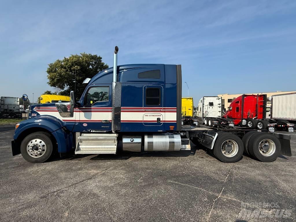 Kenworth W 990 Sadulveokid