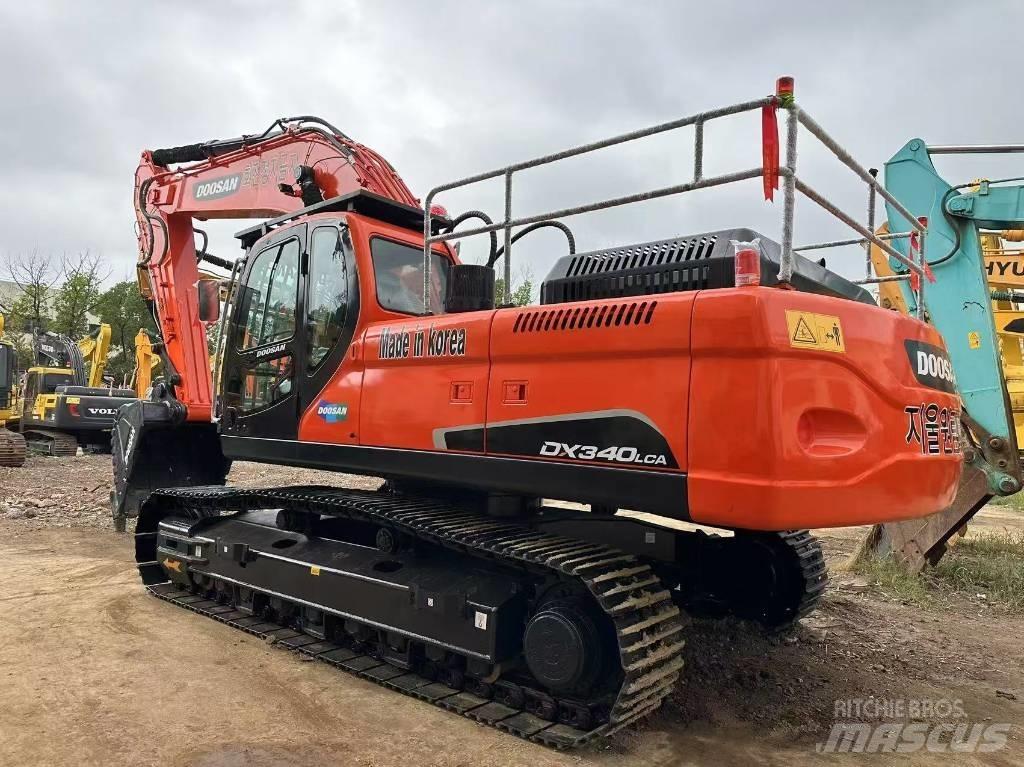 Doosan DX 340 LCA Roomikekskavaatorid