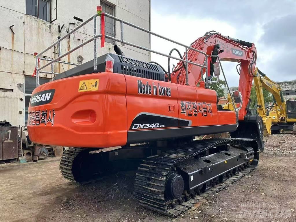 Doosan DX 340 LCA Roomikekskavaatorid