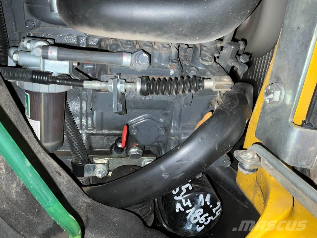 Komatsu PC 16 R-3 Miniekskavaatorid < 7 t