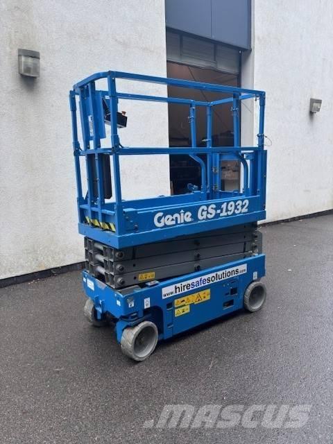 Genie GS 1932 Käärtõstukid
