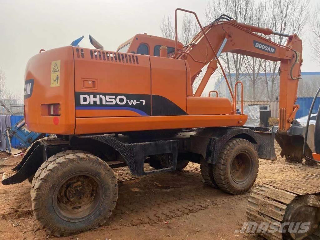 Doosan DH150W Ratasekskavaatorid