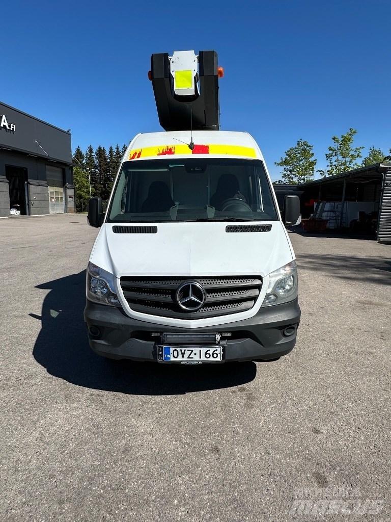 VERSALIFT VDT-170-F Auto korvtõstukid