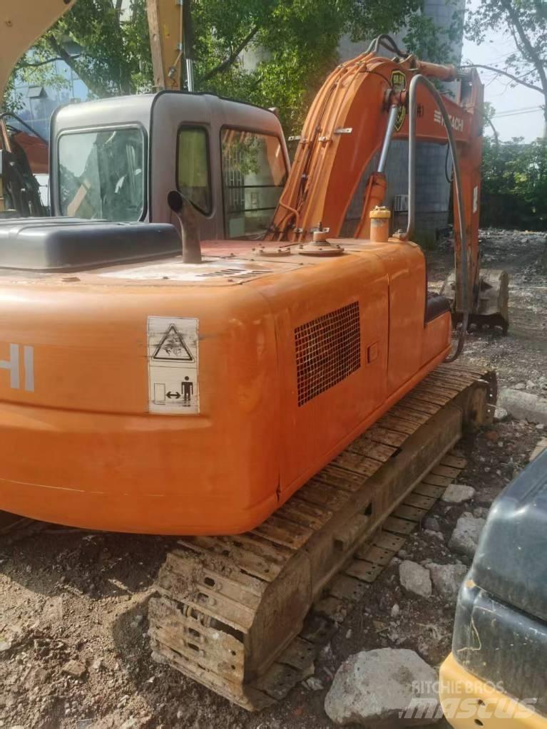 Hitachi ZX 120 Roomikekskavaatorid