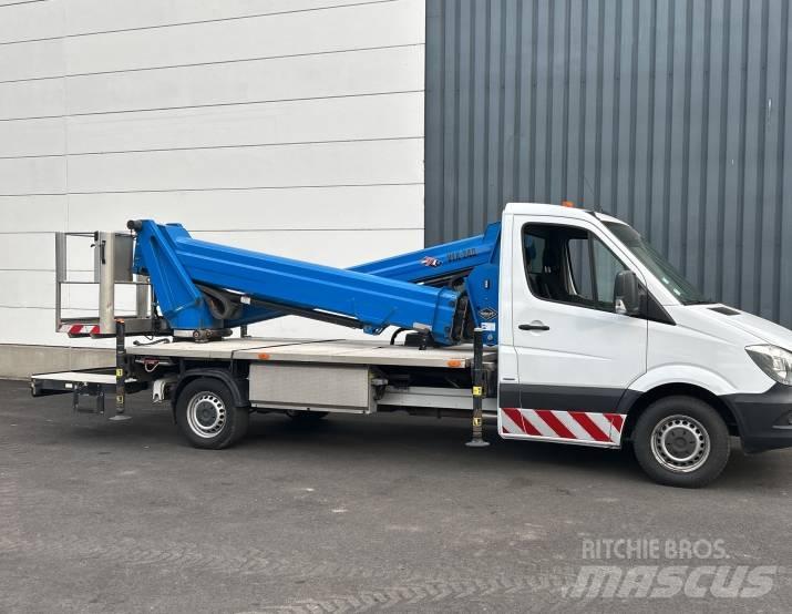 VERSALIFT VTX-240 Auto korvtõstukid