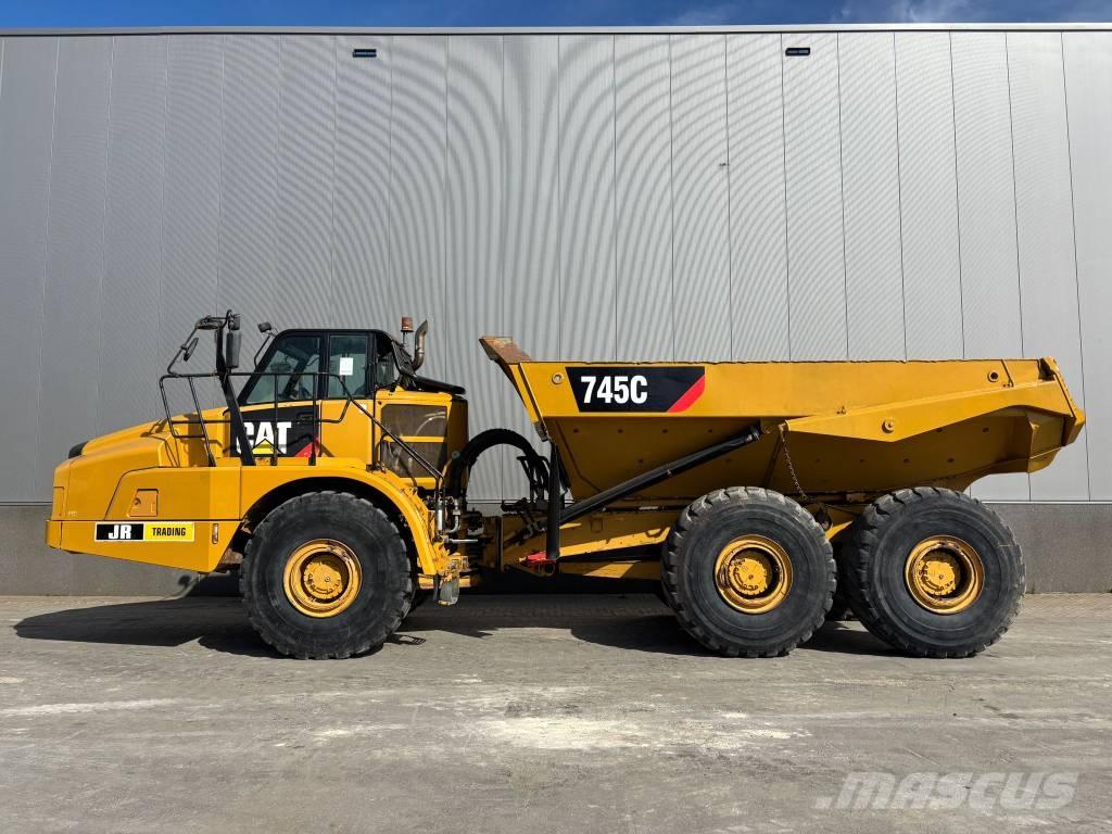 CAT 745 C Liigendraamiga pinnaseveokid