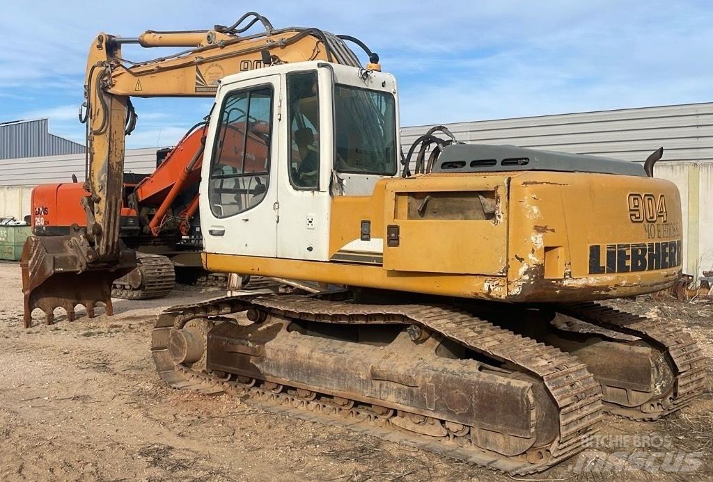 Liebherr 904 Roomikekskavaatorid