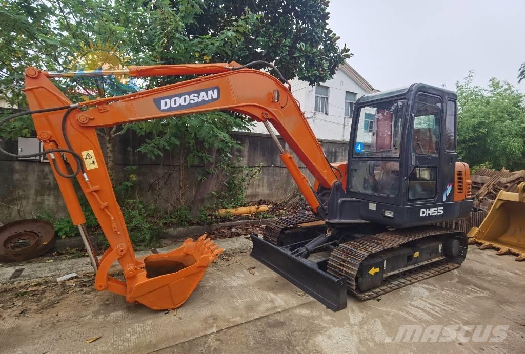 Doosan DH 55 Miniekskavaatorid < 7 t