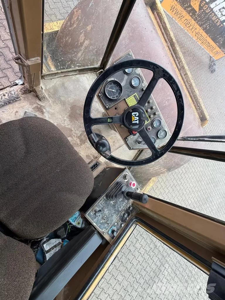 CAT CS-563 AW Muud rullid