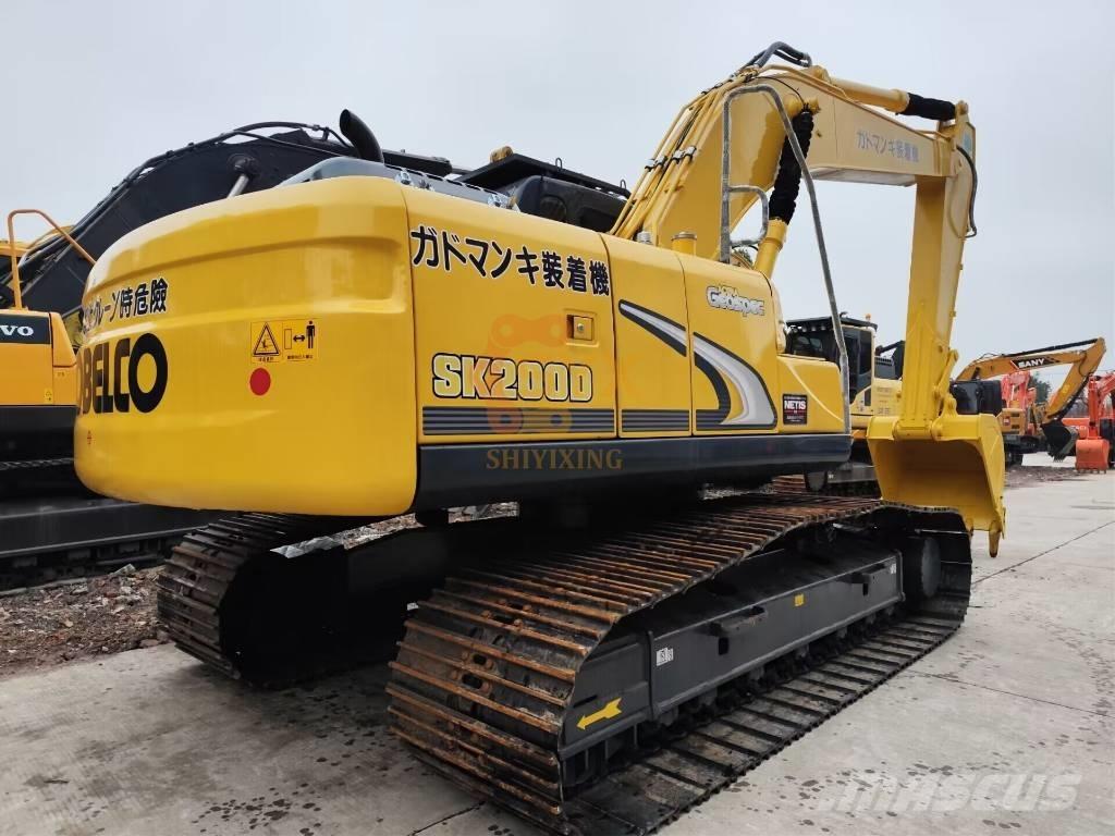 Kobelco SK 200 Roomikekskavaatorid