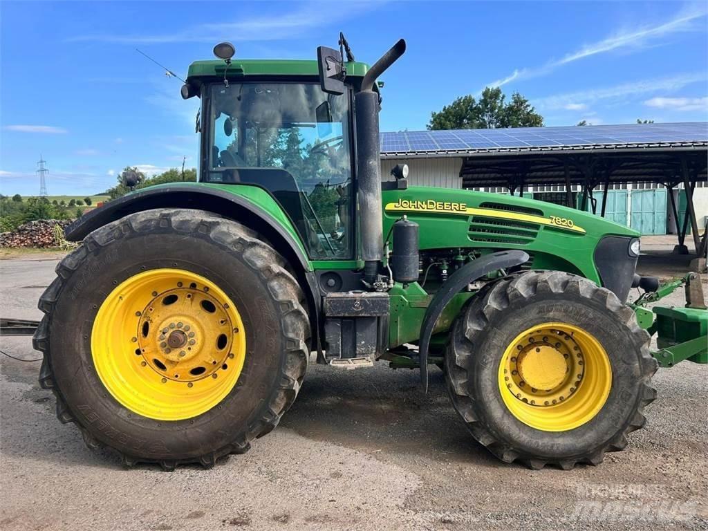 John Deere 7820 Traktorid