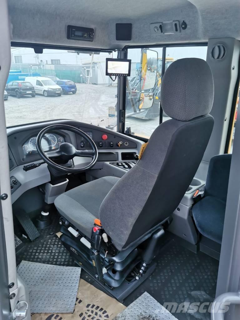 Volvo A25G Liigendraamiga pinnaseveokid