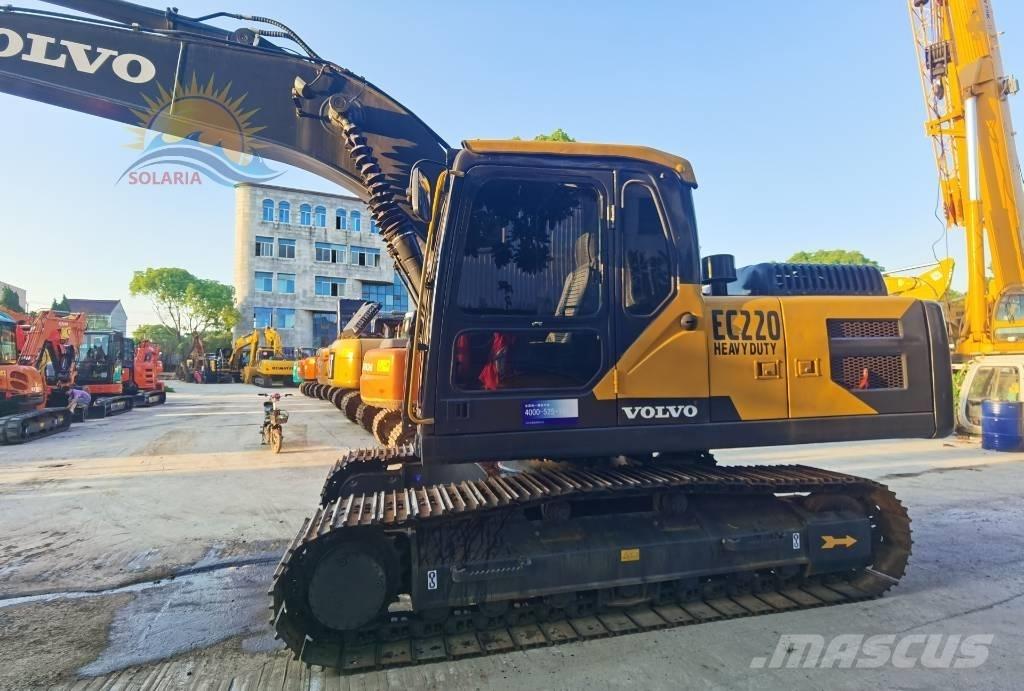 Volvo EC 220 DL Roomikekskavaatorid
