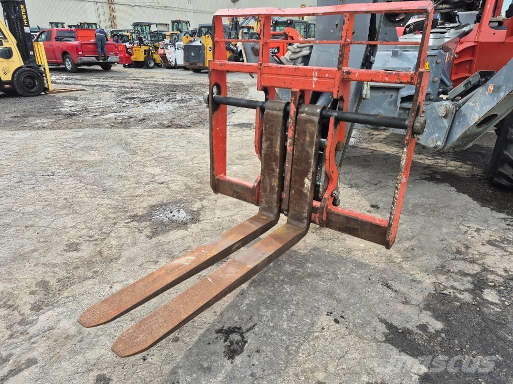 SkyJack SJ 1056 TH Teleskooplaadurid