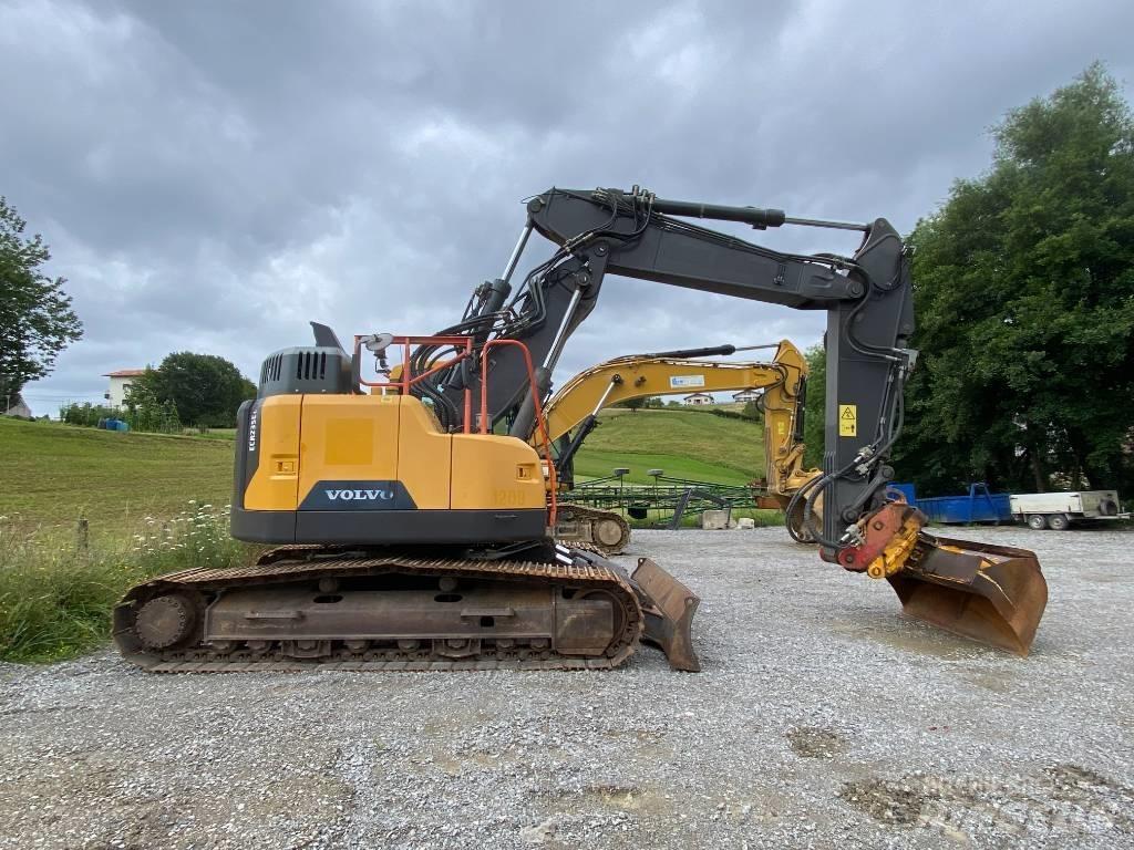 Volvo ECR 235 E Roomikekskavaatorid