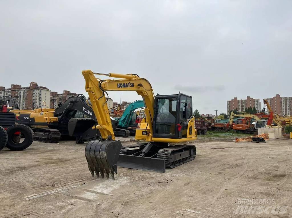 Komatsu PC 70-8 Roomikekskavaatorid