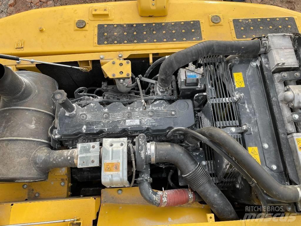 Komatsu 200-8 Roomikekskavaatorid