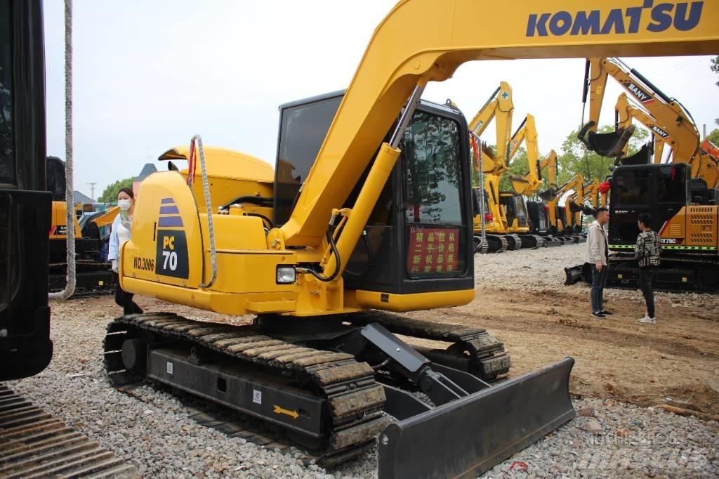 Komatsu PC 70-8 Roomikekskavaatorid