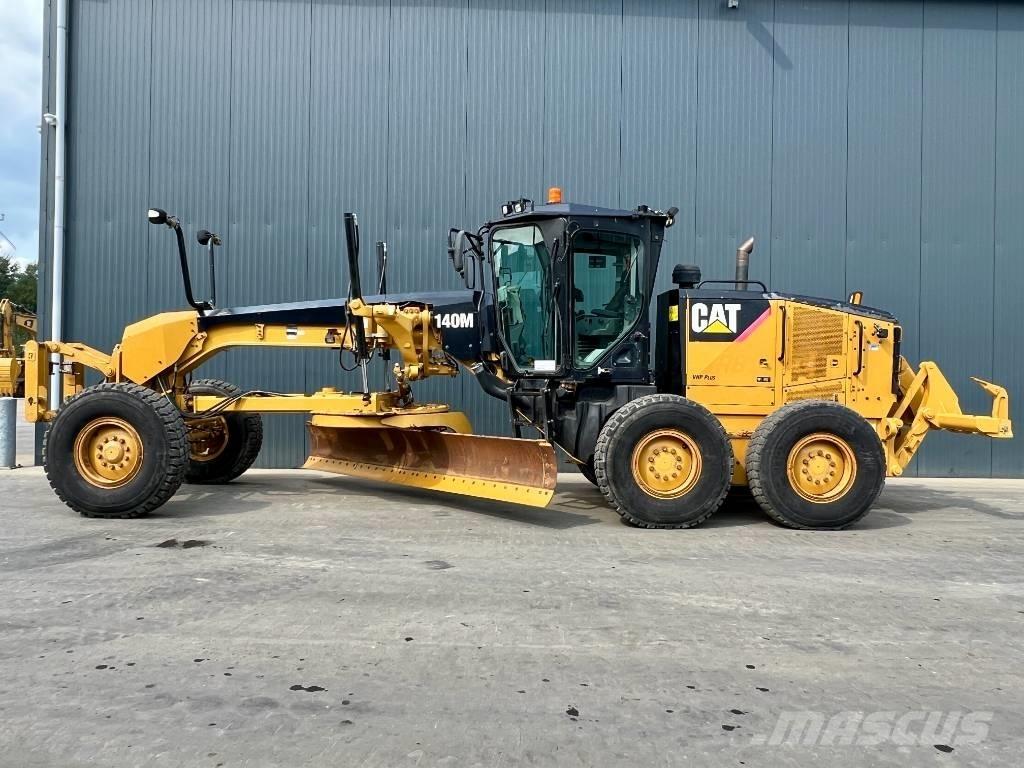 CAT 140M Greiderid