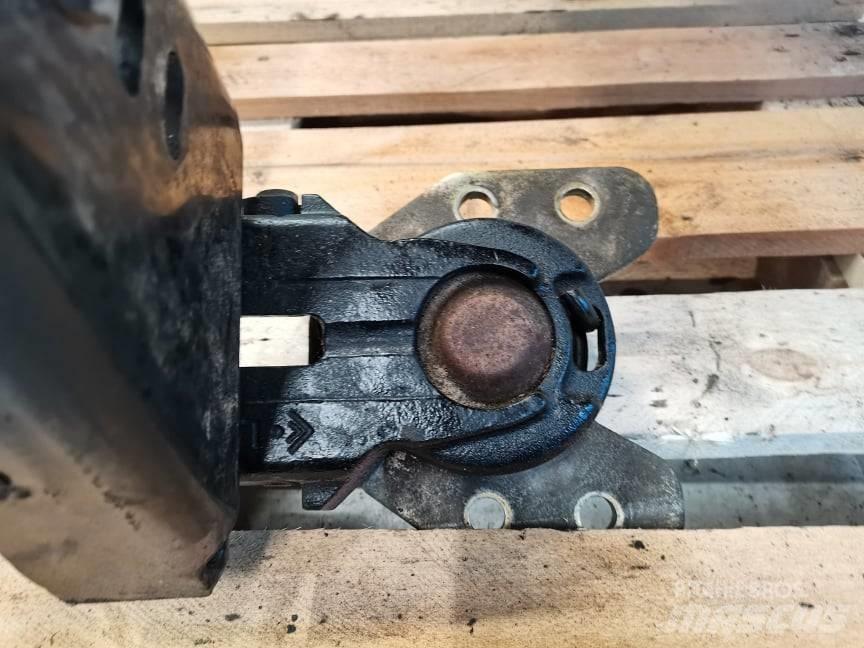 McCormick XTX fender Rehvid, rattad ja veljed