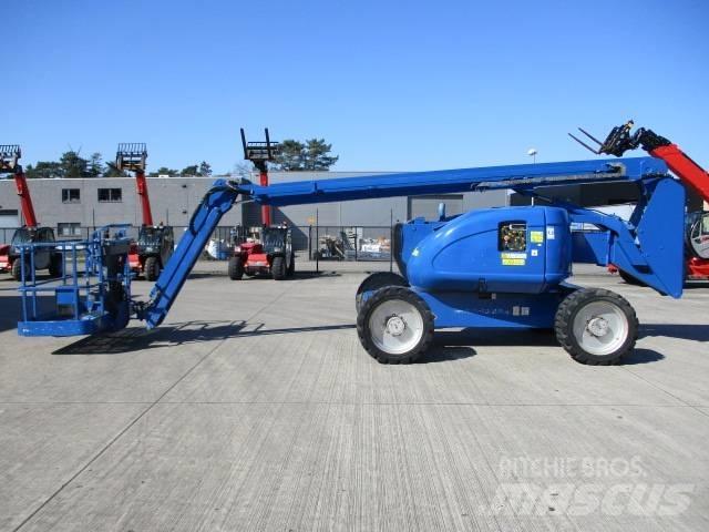 JLG 600 AJ (253) Kompaktsed poomtõstukid