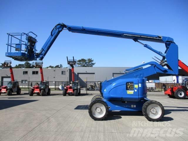 JLG 600 AJ (253) Kompaktsed poomtõstukid