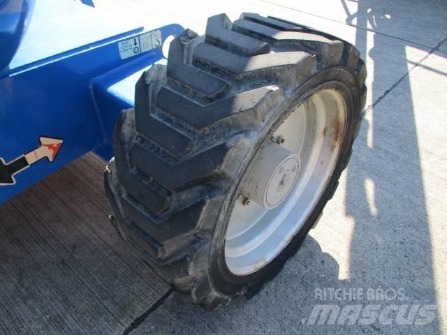 JLG 600 AJ (253) Kompaktsed poomtõstukid