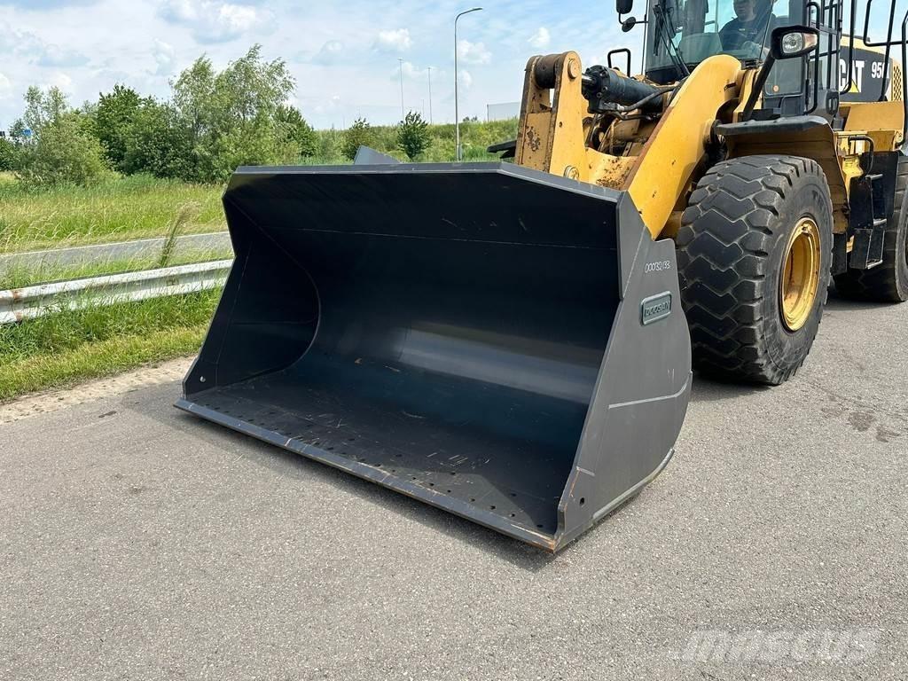 CAT 950K Rataslaadurid