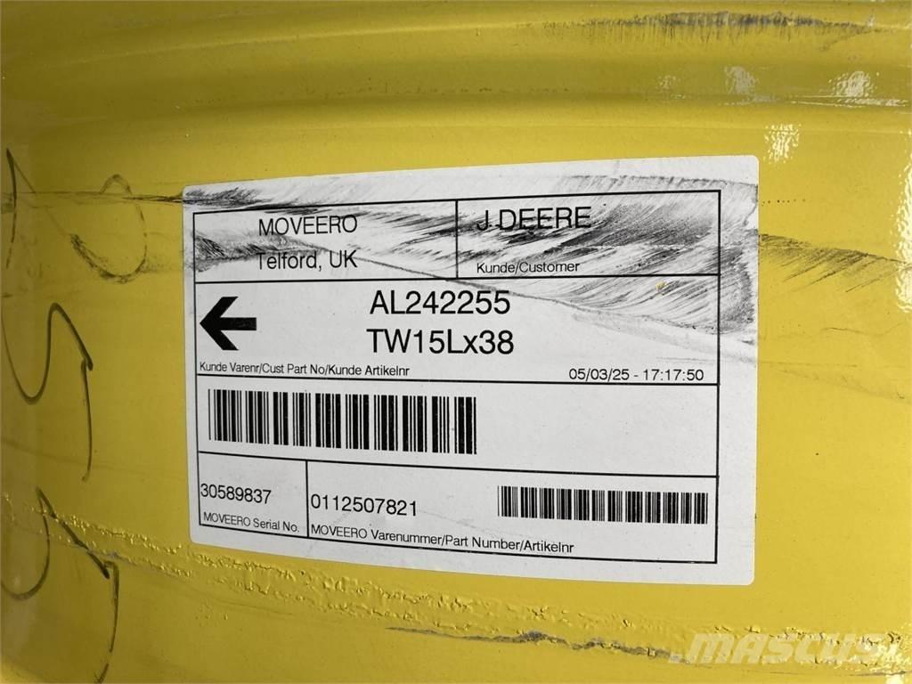 John Deere 15x38 Rehvid, rattad ja veljed