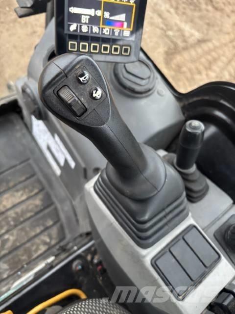 CAT 301.8 Miniekskavaatorid < 7 t