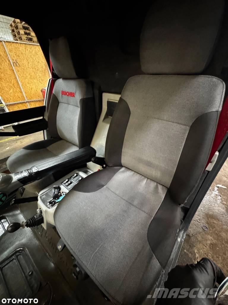 Bucher C 202 Tänavapuhastusmasinad