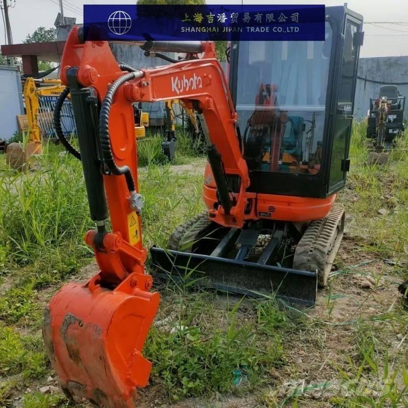 Kubota U 20 Roomikekskavaatorid
